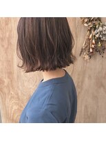 ツイギー 伊賀上ビル店(TWiGGY)&nbsp;大人カジュアルなコンパクトボブ。