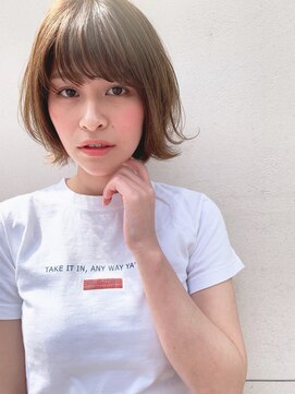 シー バイ ロンド 新宿(Sea by Lond) 【佐藤健太郎】シースルーバンクグレージュ外ハネショートボブ