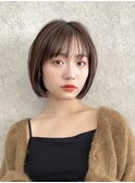 切りっぱなしボブ透明感カラーダブルカラー前髪ハイトーン