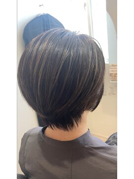 エミュスト(Emuest) 大人ハイライト