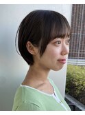 前髪あり耳掛け丸みくびれショートボブ20代30代40代50代60代