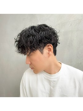 シード(SEED) シャドーパーマ　メンズパーマ　眉毛