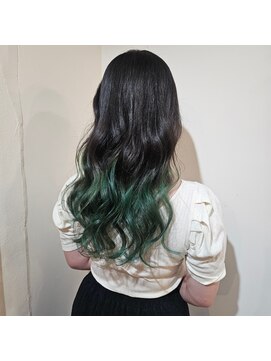 コロ(COLO) 【吉祥寺】 グラデーション ブリーチ グリーン