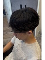 ハレ ヘアサロン(Hale hair salon)&nbsp;Haleブルーブラックニュアンスパーマ　グランマッシュ