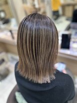 アッシュ 戸田公園店(Ash)&nbsp;白髪ぼかしハイライトをリタッチでキープ