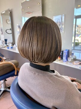 ボブ/ショートボブ/40代/50代/60代/艶/