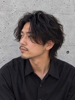 ORI. men’s hair by ENURE【オリ メンズヘア バイ エヌア】&nbsp;垢ぬけヘア　波巻きパーマ×ツーブロック