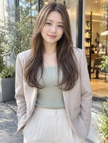 ラナ(LaNA)&nbsp;顔まわりから柔らかく重なる艶ロング