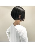 前さがりのショートボブ