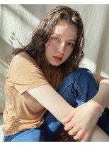 オン(ON)&nbsp;【ON】ラフウェーブ × ヘルシーベージュ