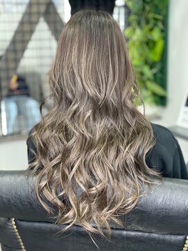 エイトヘアー(Ei8htHair) バレイヤージュ