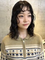 セル(CELL)&nbsp;ウェーブパーマ　レイヤーミディアム　前髪パーマ　コスメパーマ