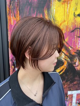 イー(E)の写真/カットの技術が試されるショートスタイル♪骨格・髪質・クセを見極めたカットで、扱いやすい髪に…。