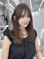 エヌアイ オモテサンドウ(ni omotesando)&nbsp;ナチュラル上品ワンカールヘアレイヤーカットオリーブグレージュ