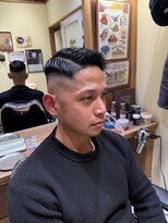 フォーコーナーズ(Four Corners)&nbsp;サイドパート/七三分け/バーバー/フェード