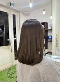 明るめOlive beige