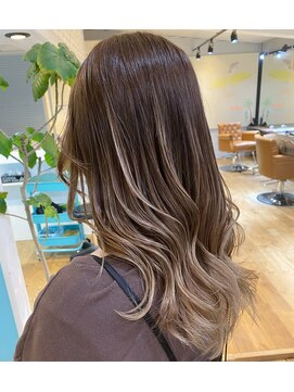 コヨーテ(coyote) バレイヤージュ グラデーションカラー ココアグレージュ
