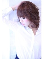 リリークラウン(Lily Crown)&nbsp;トップがふんわりレイヤーボブ