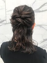 ブリス(VLISS) ハーフアップ_ヘアアレンジ