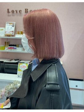 リー 梅田(Lee) Lee梅田茶屋町　顔周りレイヤーボブ×ハイトーンベリーピンク