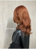 ライトベージュ