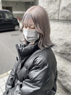 オズ 梅田店(OZ) ホワイトミルクティー×インナーフェイクブラック/切りっぱなし