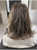 レグホーンベージュ
