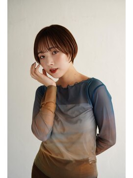 ジュール 新宿三丁目(Joule) 黒髪ロング/グレーベージュ/レイヤーロング/新宿駅