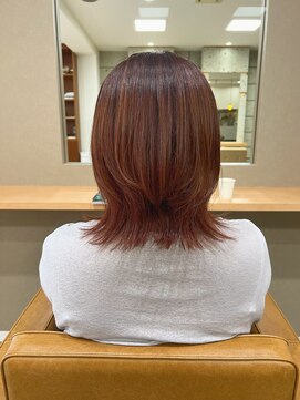 シンス(Since) オレンジベージュにくびれ外ハネ/顔周りレイヤー 里見美穂