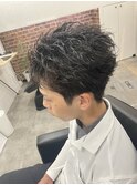 スパイキーパーマ