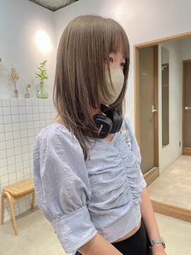 ウィット(wit) オリーブベージュ