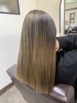 ガルボ ヘアー(garbo hair) ブリーチ 10代 20代 30代 バレイヤージュ 外国人風カラー