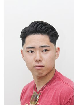 ダリーサード(DALIE third) 大人七三ビジカジスキンフェード