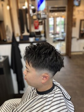 ジールアンドニコ(Zeal & nico.) フェードカット コテパーマ