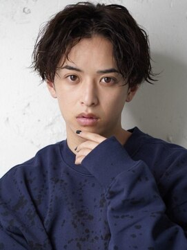 ロミーオム 本厚木(ROMMY. Homme) センターパートにツイスパで分けるだけで決まる◎