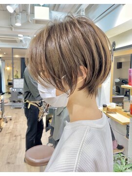 マグ ギンザ(mag ginza) 30代40代50代ショート白髪ぼかし白髪染め面長似合う髪型