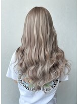 ラフ バイ マグ 南松本(R.A.F. by Mag)&nbsp;小顔ハイライトミルクティーベージュバレイヤージュカラー艶感