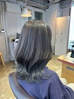 イロ ジェイアール JR奈良店(IRO) 透明感グレージュ/くびれレイヤー/グラスカラー/ハイライト