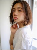 <aivee>センターパート×斜めバングのカジュアルラフボブ