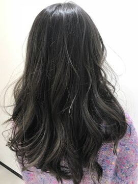 ラ ブーケ 御器所店(La Bouquet) オリーブグレー