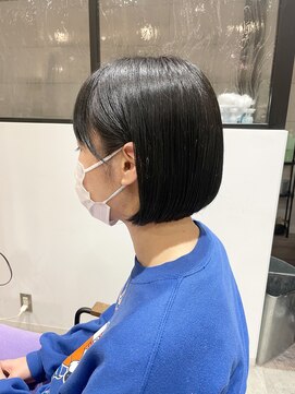 ビヨウシツ ポスタ ミニボブ 正木ゆかり