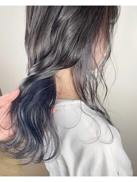 モルニ(MORNI) インナーカラー_マロンベージュ Aラインボブ かきあげ