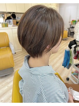 モリオ フロム ロンドン 成増店 【morio成増／米村】丸みショート30代40代　バングカール