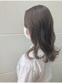 オリーブグレージュ&インナーベージュ