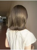 ボブカーキグレージュ