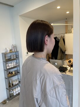シータ(CITA) 切りっぱなしボブ