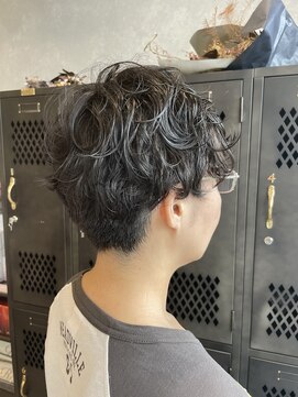 アチーブリス(achieve Liss) 刈り上げスタイル ナチュナル×無造作パーマ