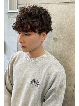 ファム(FAM) スパイラルパーマ　ニュアンスパーマ　マッシュ　代官山　中目黒