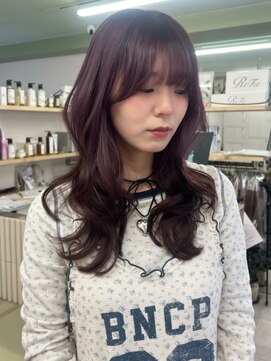 ハチ(HACHI) 顔まわりにレイヤー少し入れると巻きやすい!