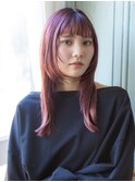 大人かわいいレッドピンクカラー
